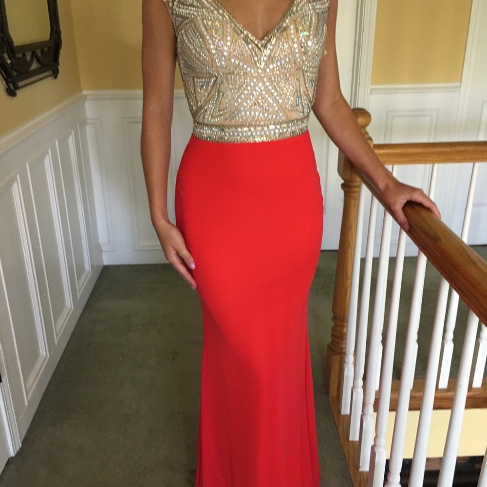 Beautiful special occasion dress. Size xxs